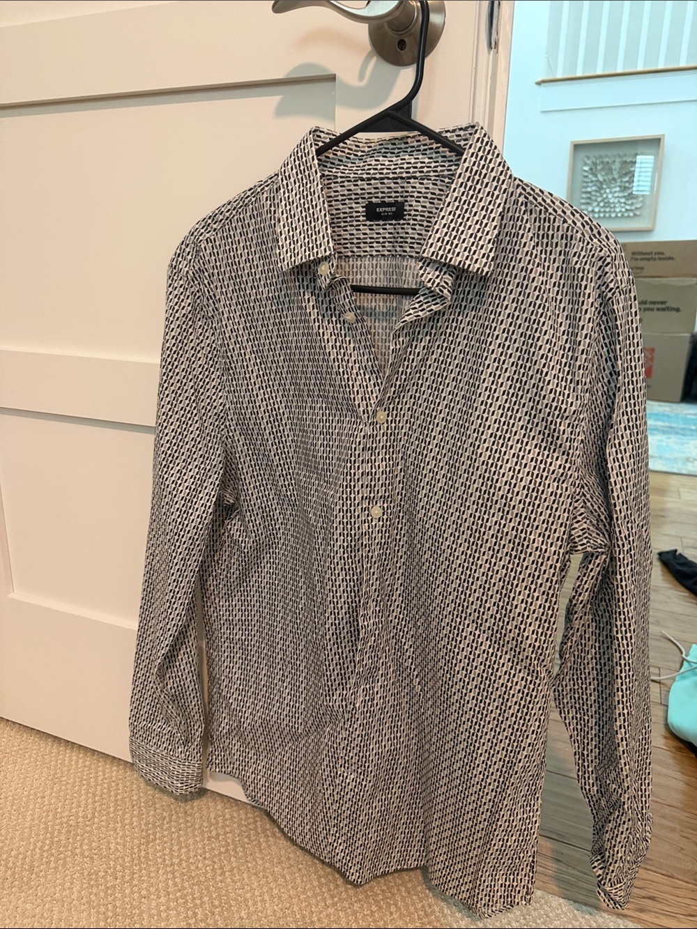 Express Men’s Black & White Geometric Button-Up Shirt